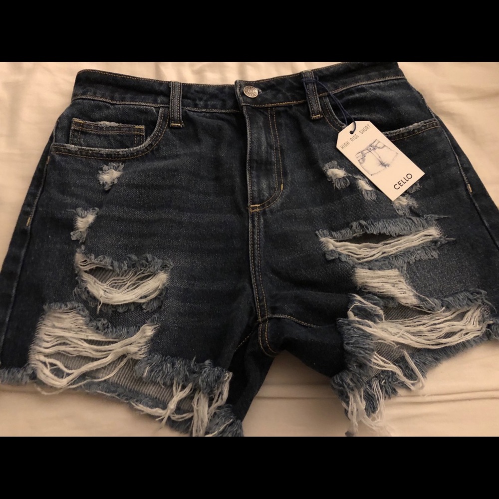 New with tag high waisted shorts!